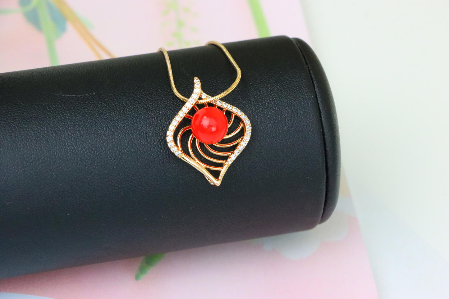 Elegant Rose Gold Pendant with Red Accent, XPPT1306 (2130-9)