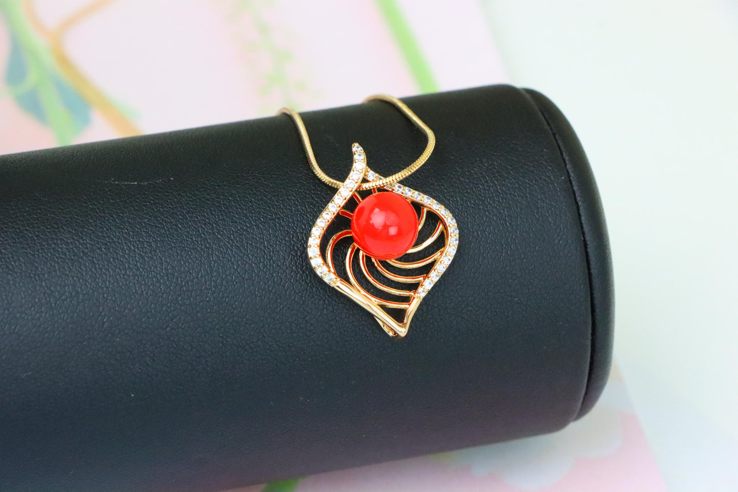 Elegant Rose Gold Pendant with Red Accent, XPPT1306 (2130-9)
