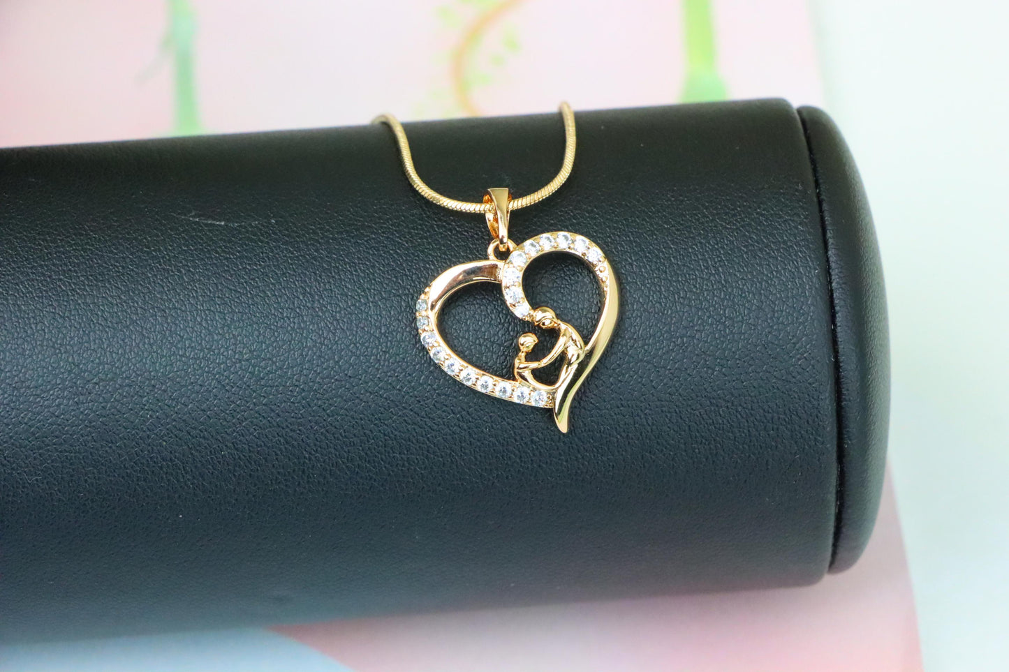 Rose Gold Mother & Child Heart Pendant with Sparkling Stones, XPPT1312 (2131-5)