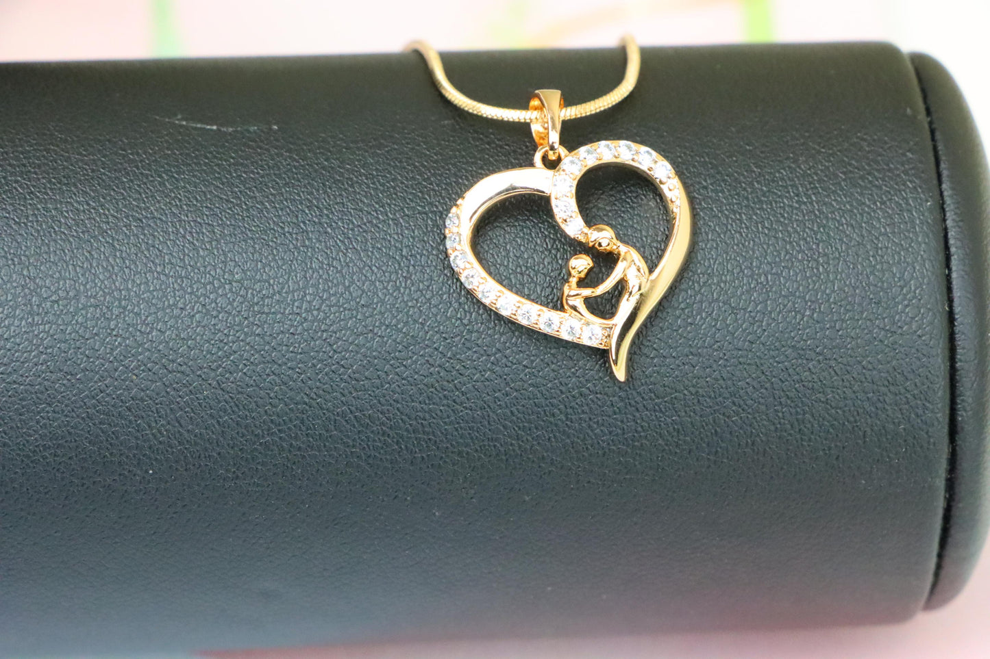 Rose Gold Mother & Child Heart Pendant with Sparkling Stones, XPPT1312 (2131-5)
