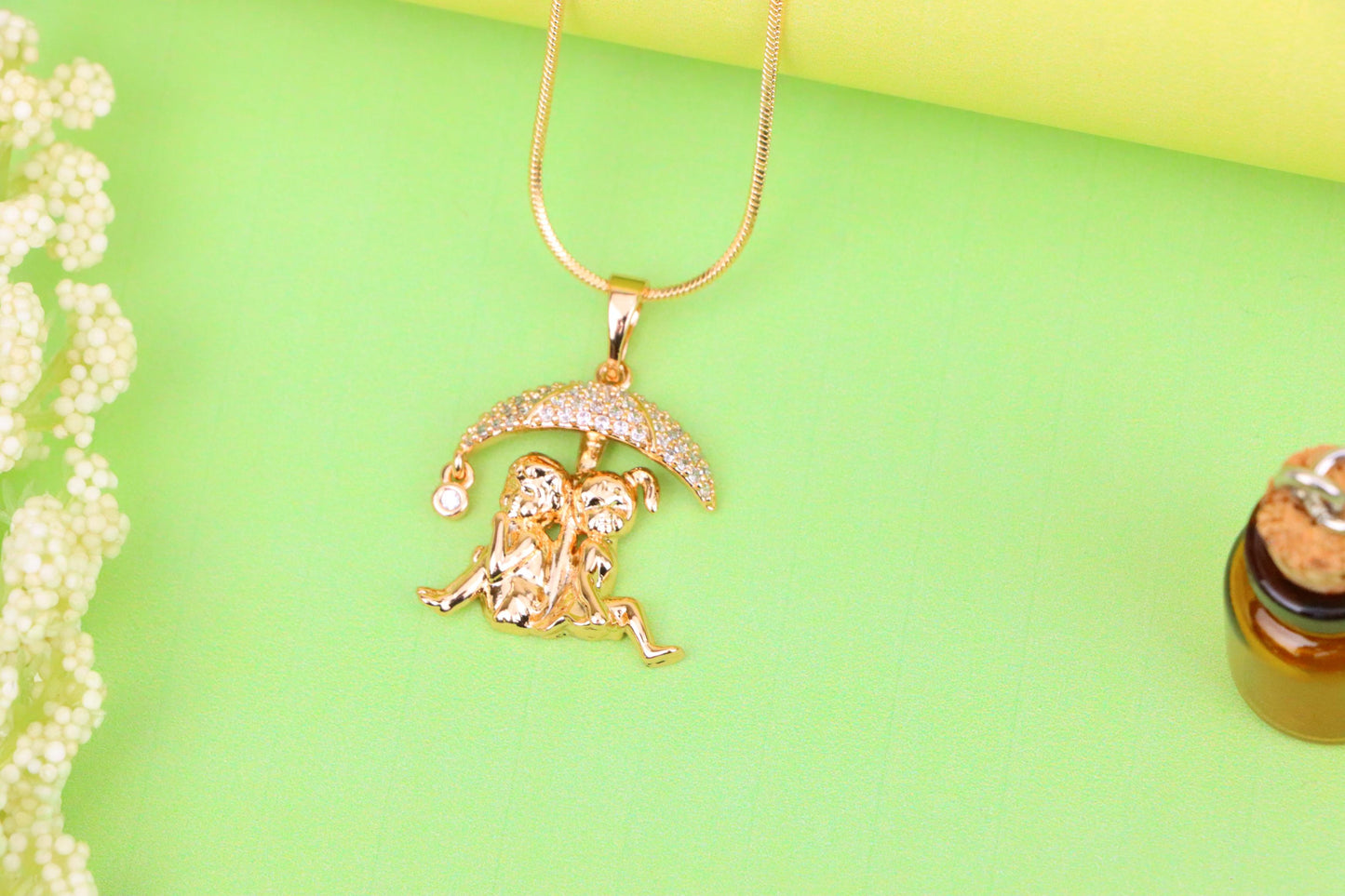 Adorable Couple Under Umbrella Rose Gold Pendant, XPPT1316 (2131-9)