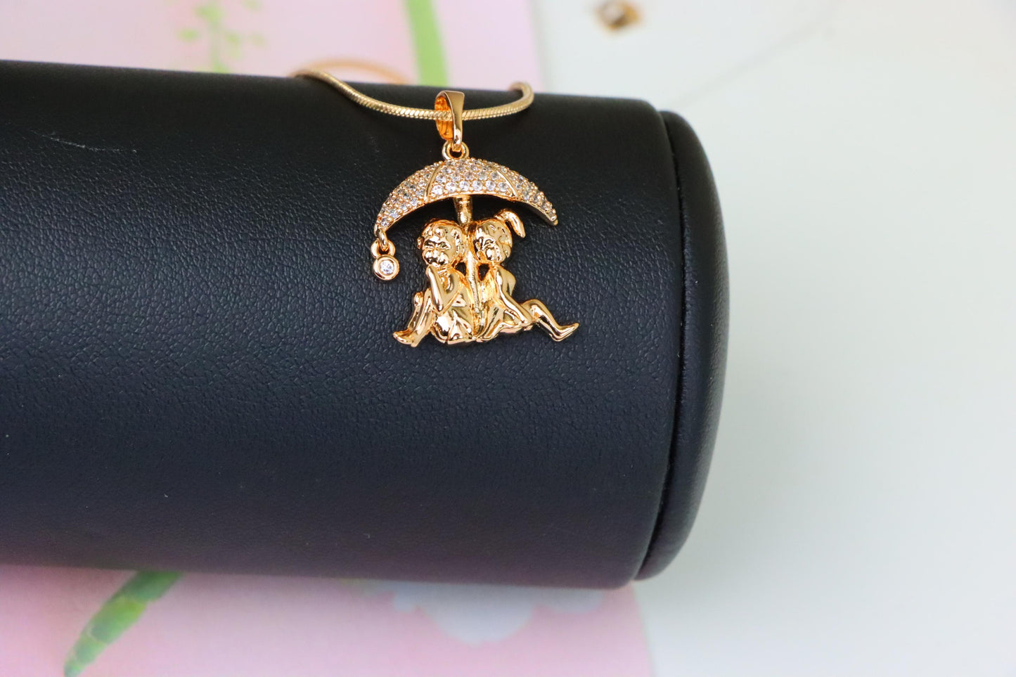 Adorable Couple Under Umbrella Rose Gold Pendant, XPPT1316 (2131-9)
