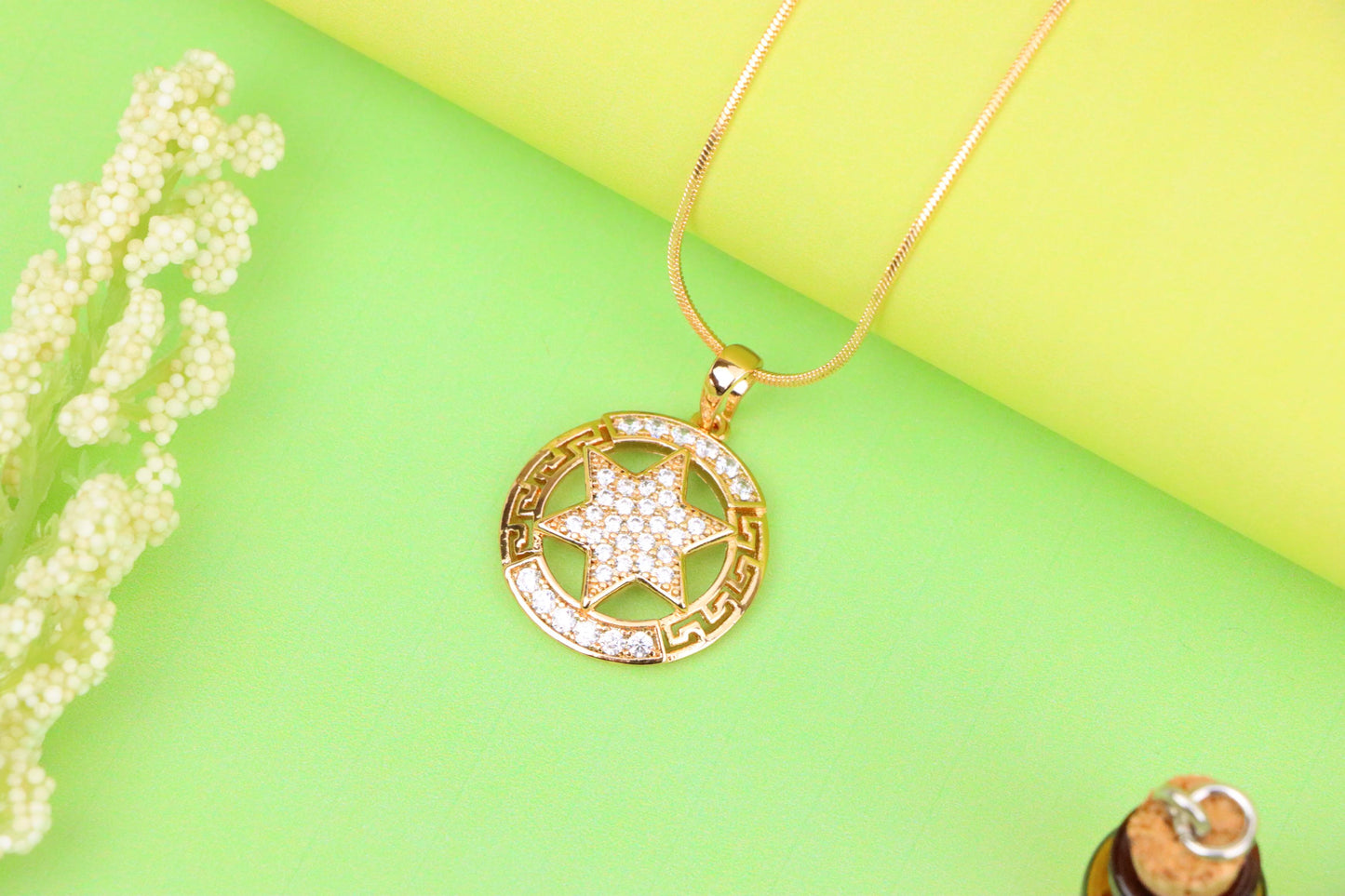 Sparkling Starburst Circle Rose Gold Pendant, XPPT1317 (2131-10)