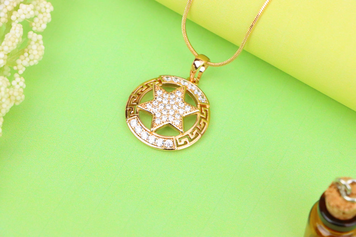 Sparkling Starburst Circle Rose Gold Pendant, XPPT1317 (2131-10)