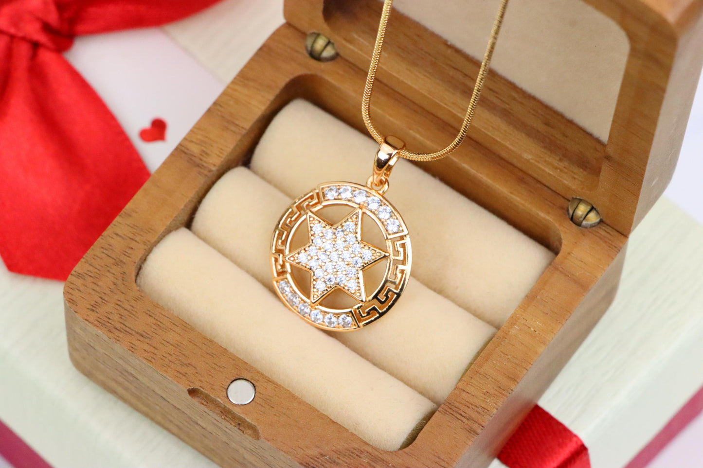 Sparkling Starburst Circle Rose Gold Pendant, XPPT1317 (2131-10)