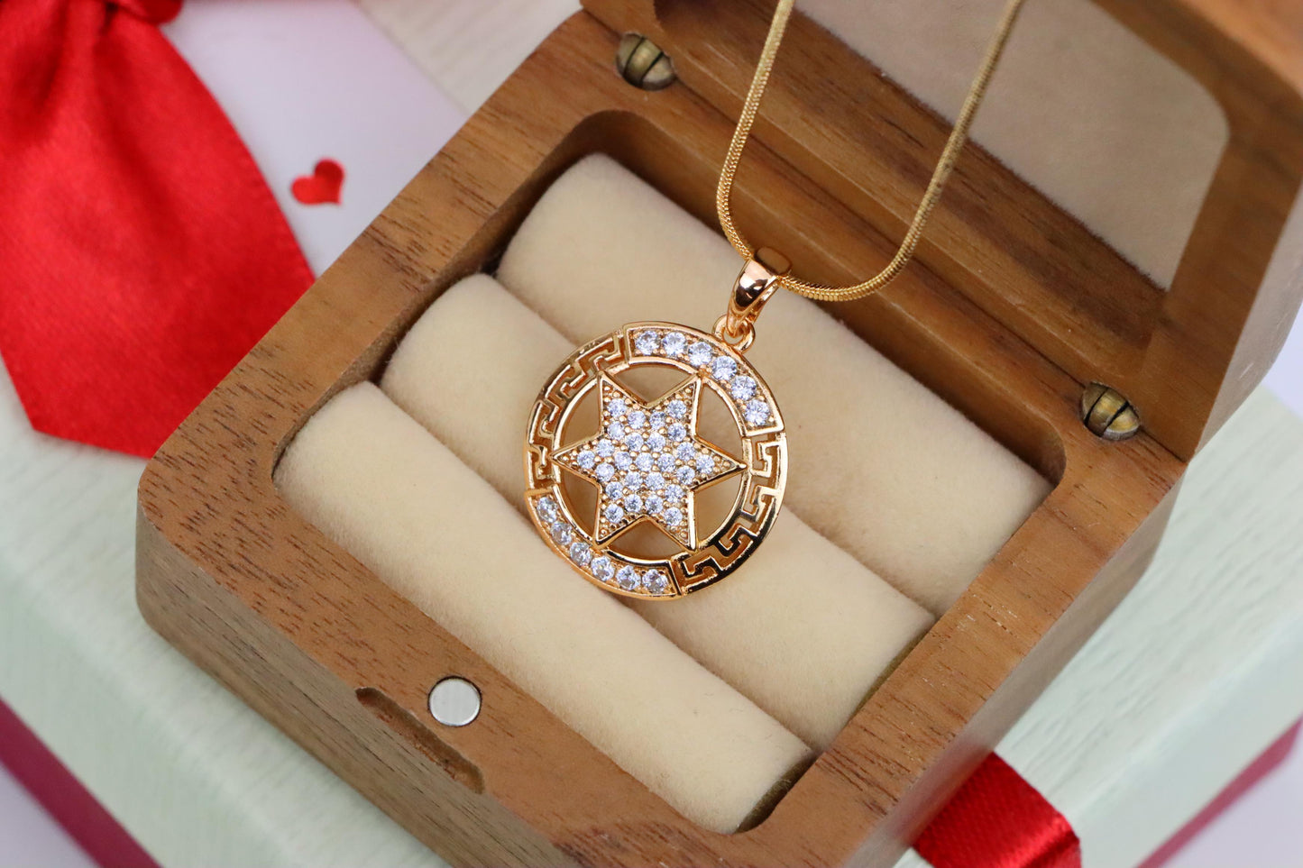 Sparkling Starburst Circle Rose Gold Pendant, XPPT1317 (2131-10)