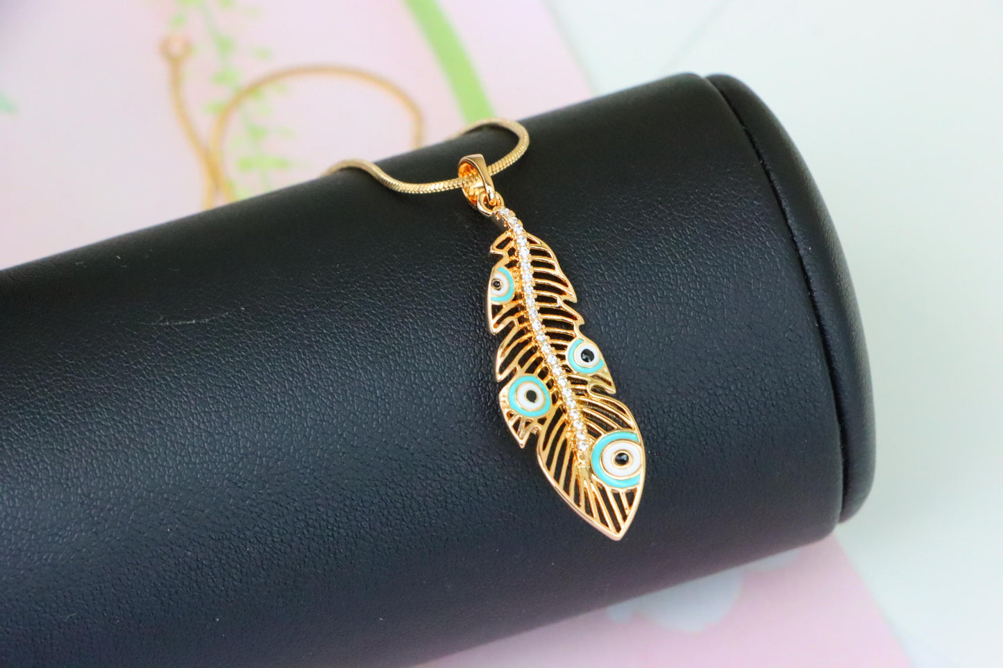 Elegant Peacock Feather Evil Eye Pendant, XPPT1318 (2132-1)