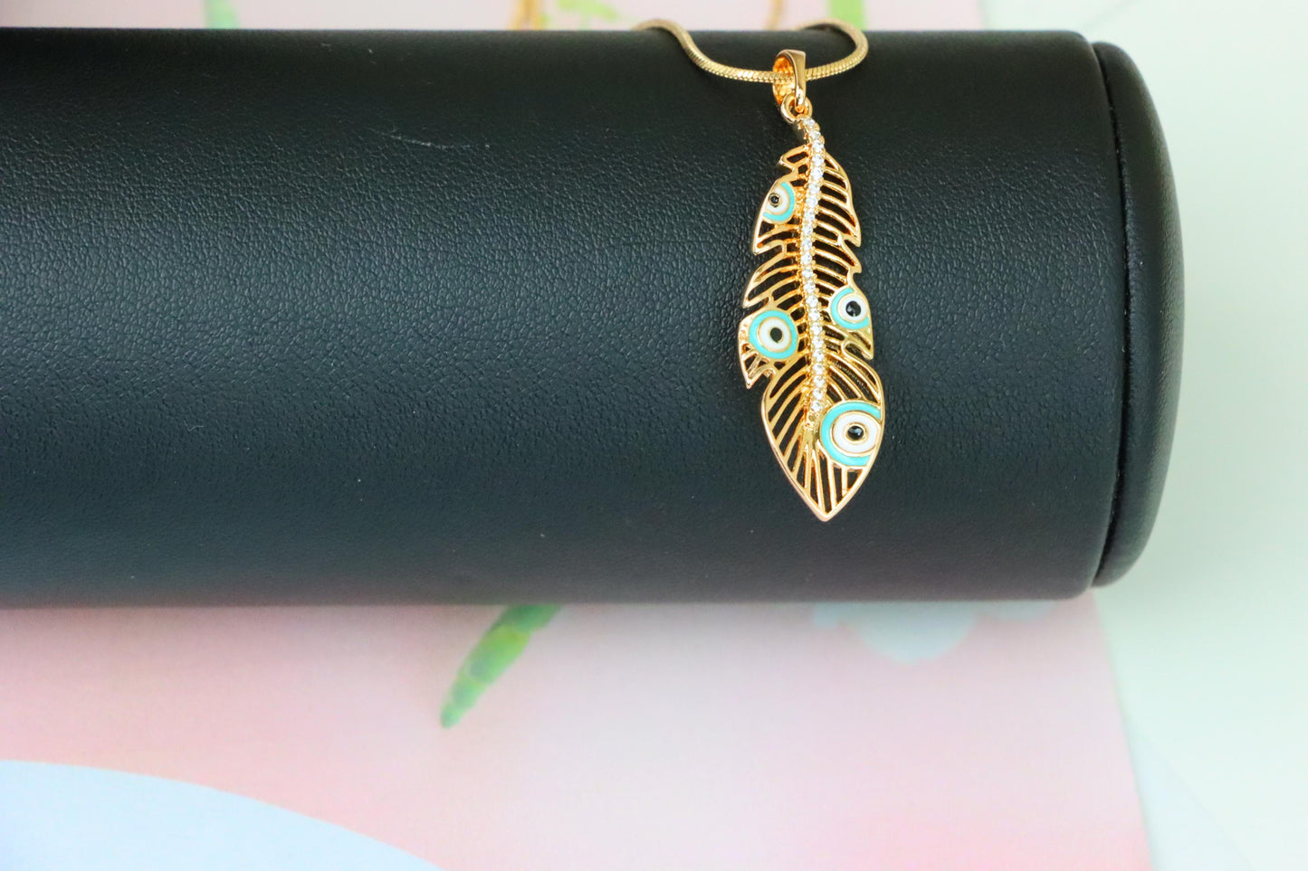 Elegant Peacock Feather Evil Eye Pendant, XPPT1318 (2132-1)