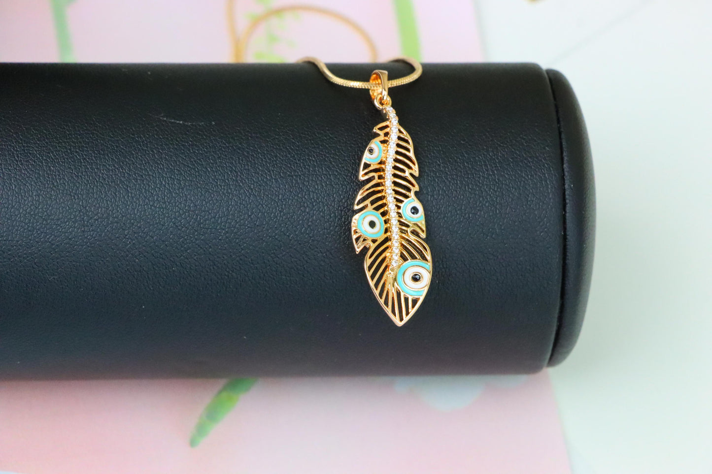 Elegant Peacock Feather Evil Eye Pendant, XPPT1318 (2132-1)