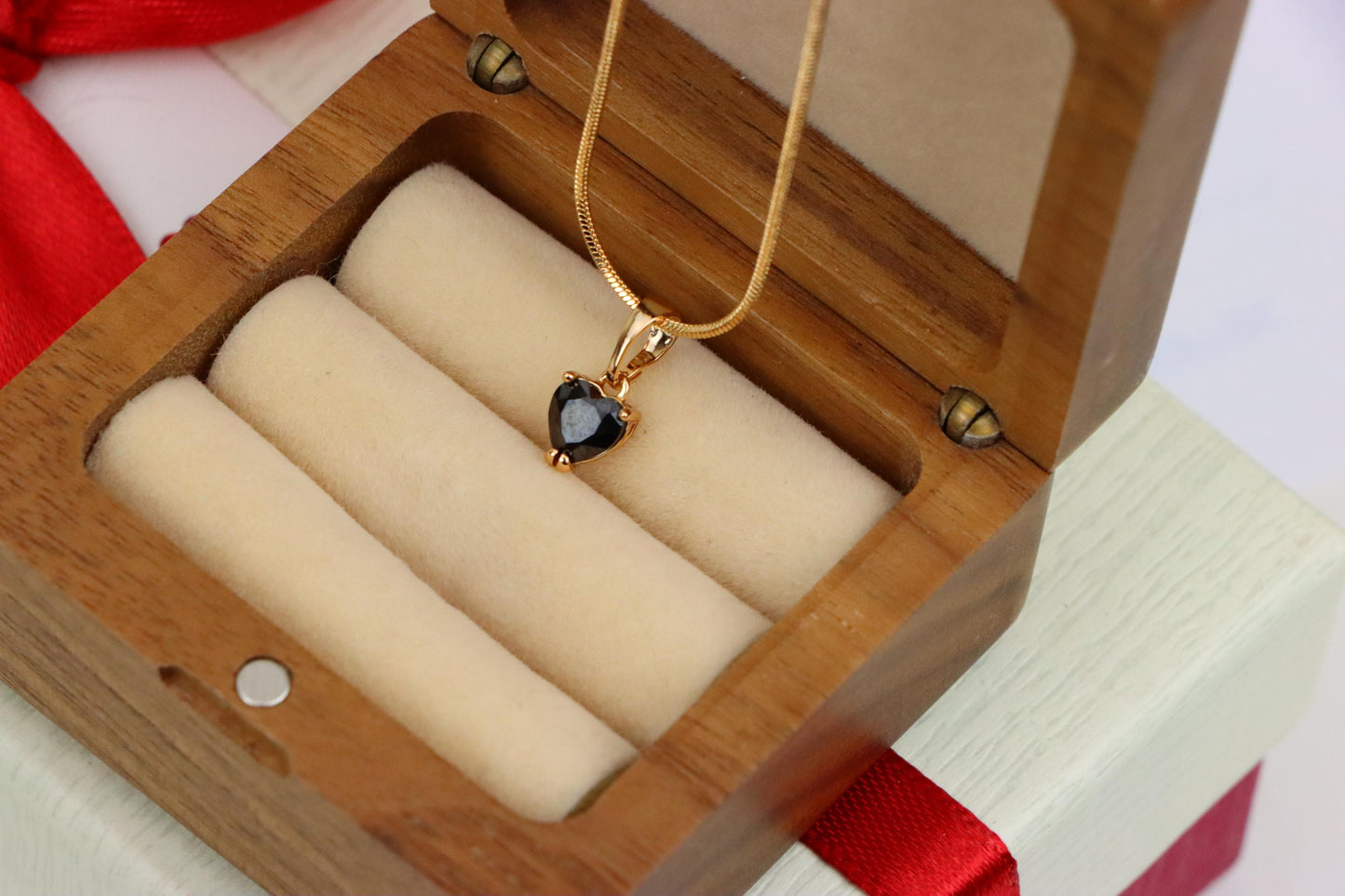 Minimalist Black Heart Pendant in Rose Gold, XPPT1319 (2132-2)