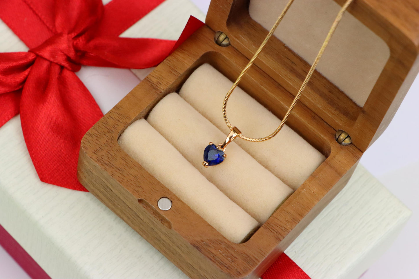Heart-Shaped Dark Blue Pendant with Rose Gold Finish, XPPT1321 (2132-2)