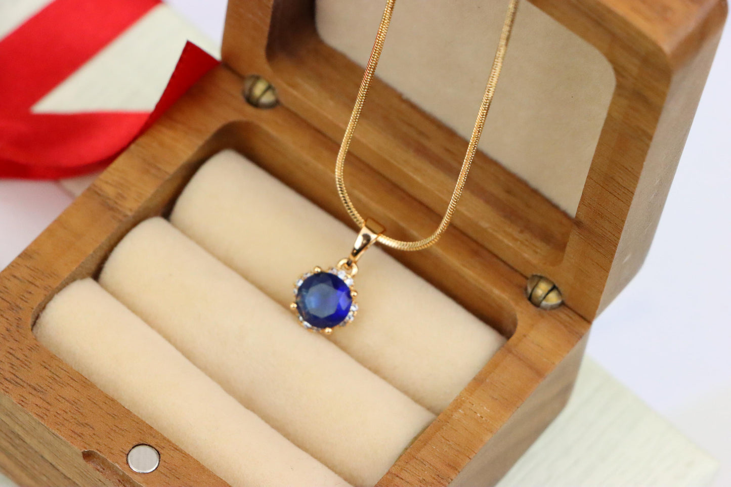 Elegant Round Blue Gemstone Pendant in Rose Gold, XPPT1324 (2132-4)