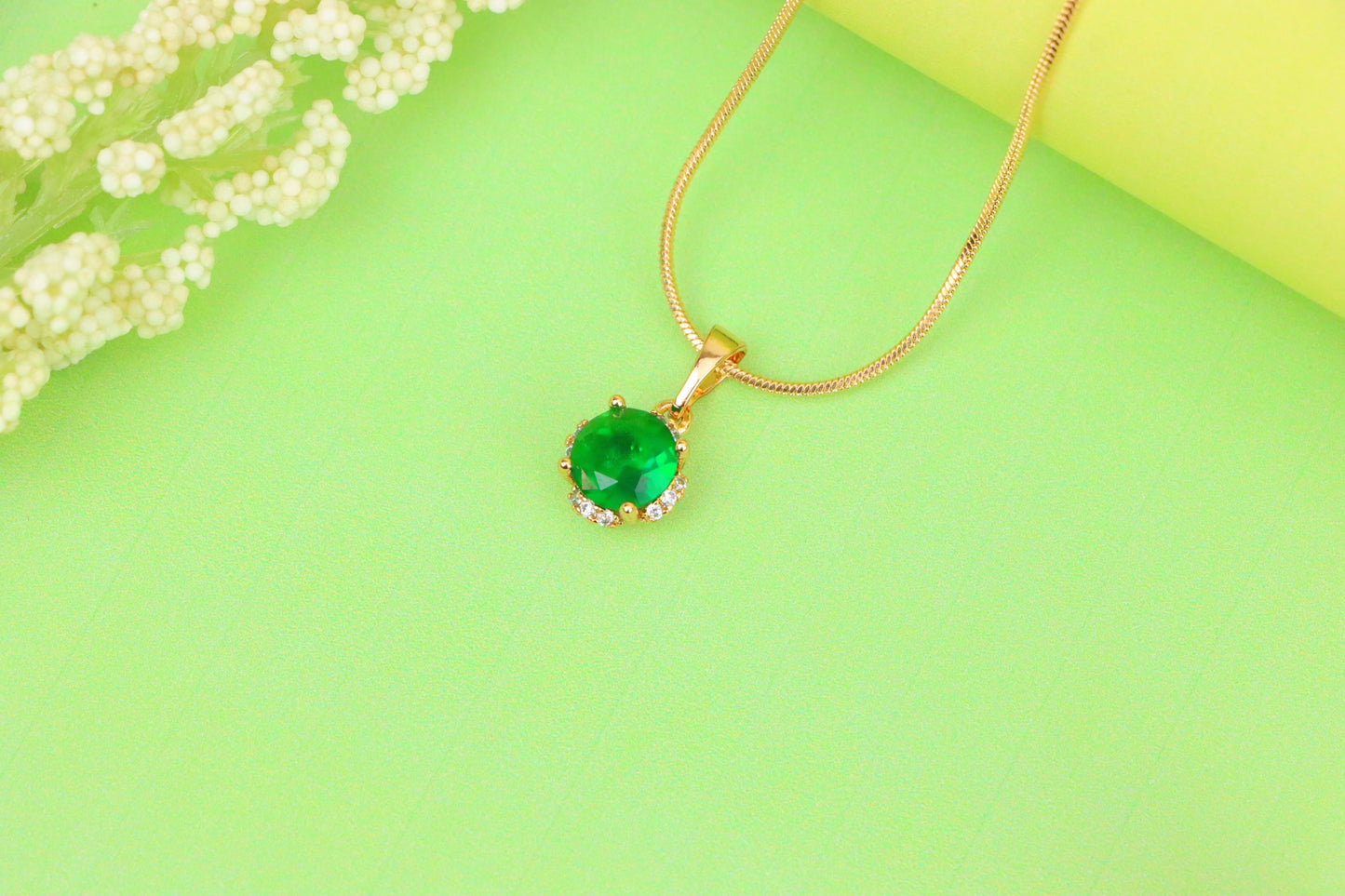 Round Green Gemstone Pendant in Rose Gold – Elegant & Versatile, XPPT1325 (2132-4)