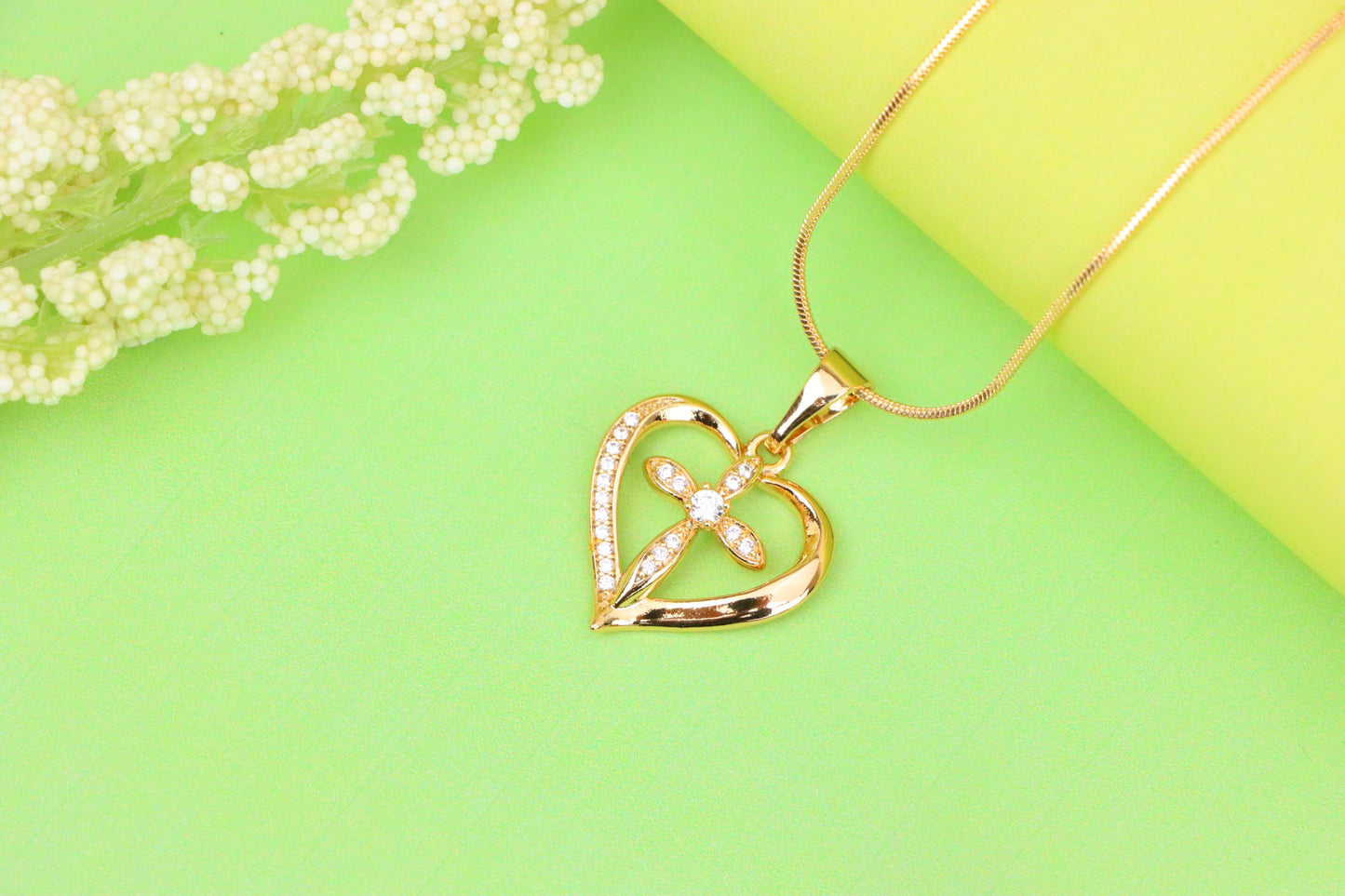 Heart-Shaped Rose Gold Cross Pendant with Sparkling Accents, XPPT1326 (2132-5)