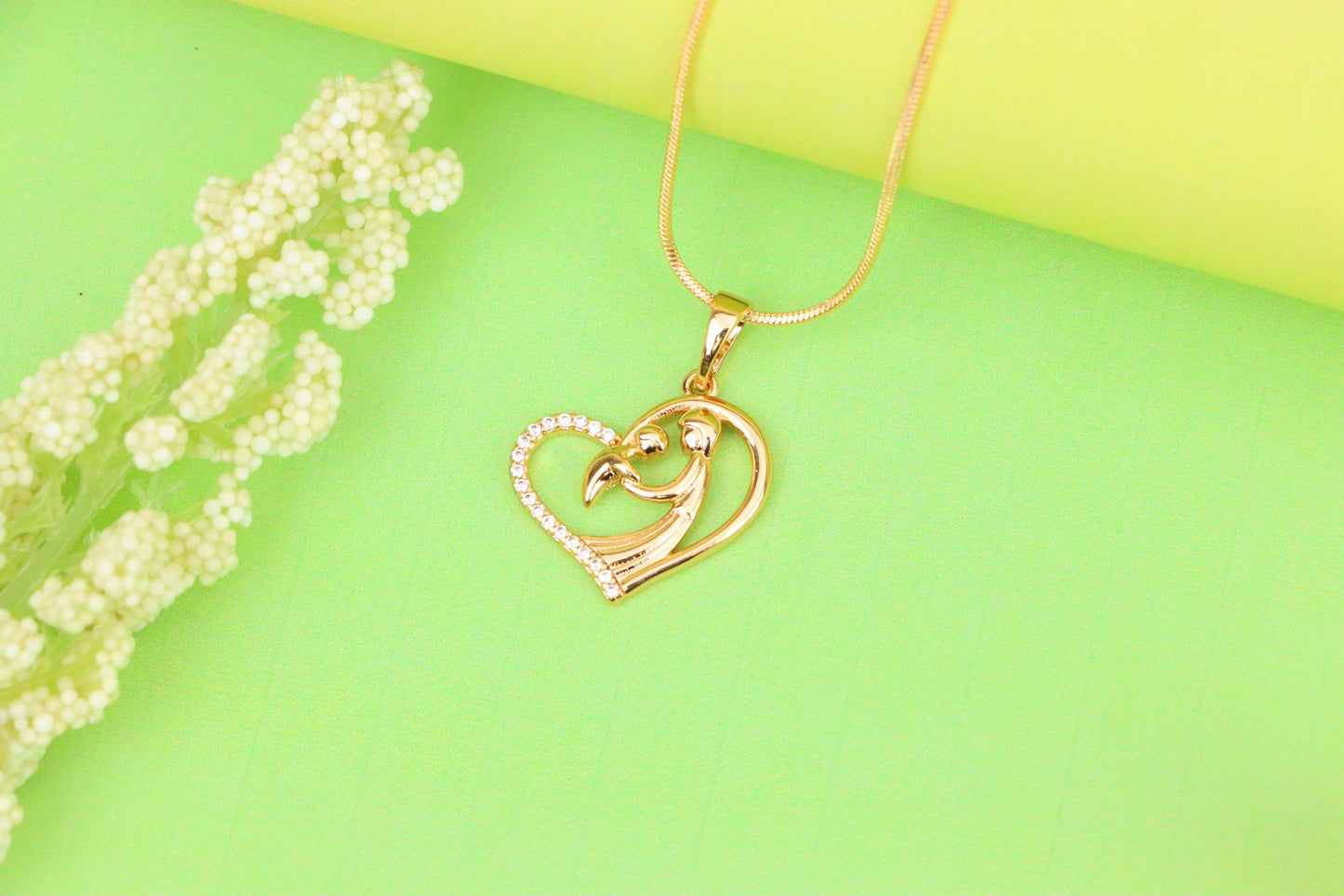 Rose Gold Mother and Child Heart Pendant with Sparkling Detail, XPPT1327 (2132-6)