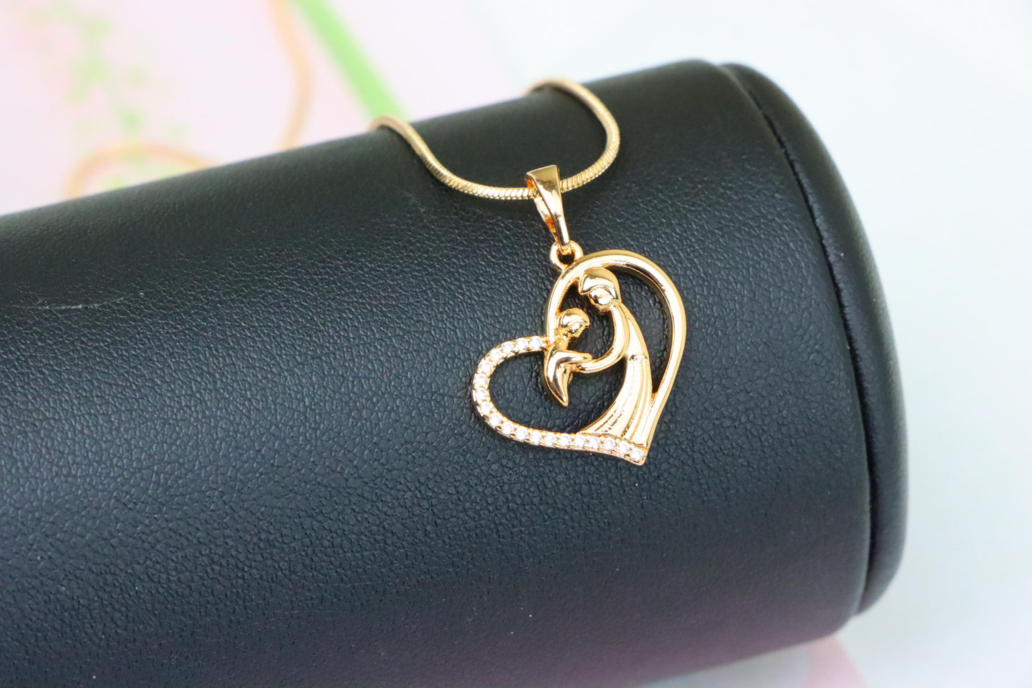 Rose Gold Mother and Child Heart Pendant with Sparkling Detail, XPPT1327 (2132-6)