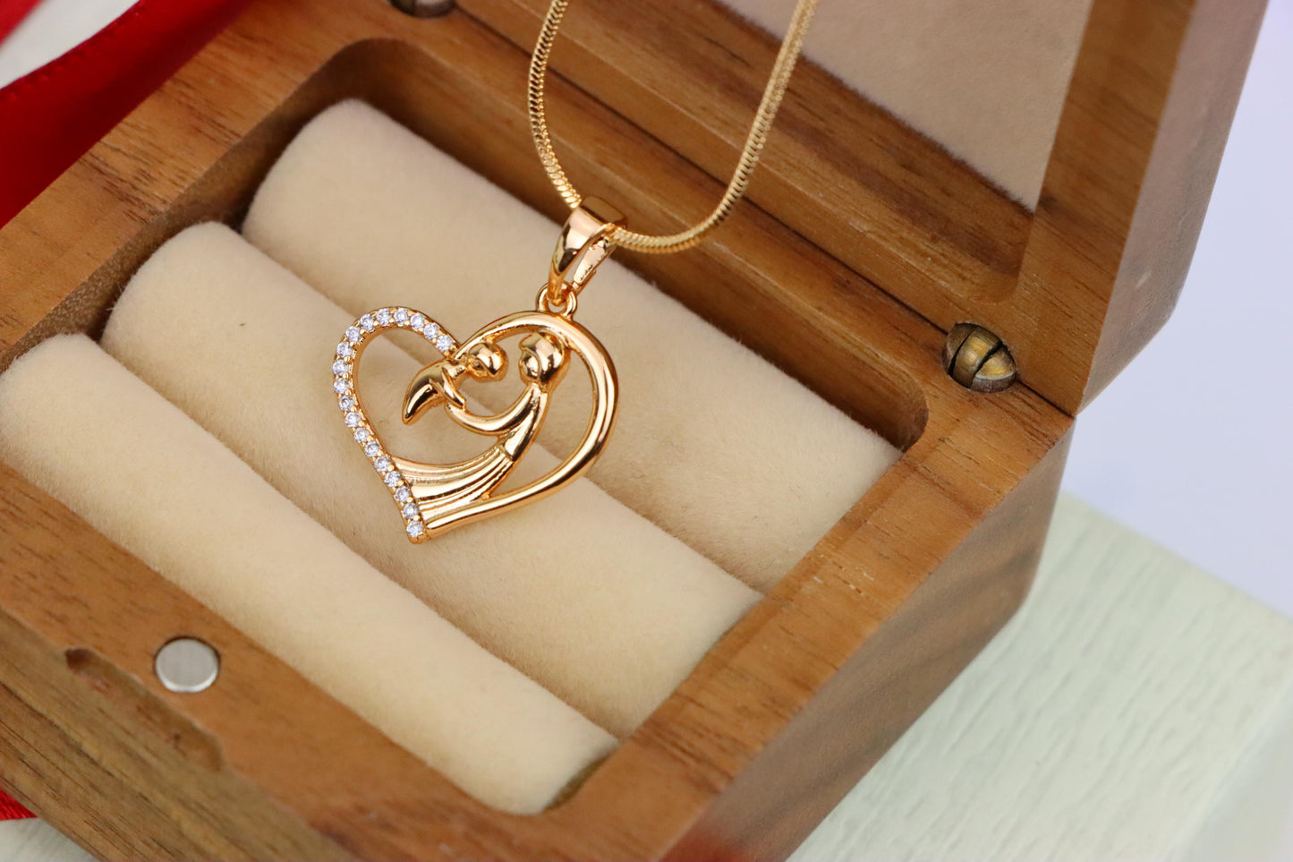 Rose Gold Mother and Child Heart Pendant with Sparkling Detail, XPPT1327 (2132-6)