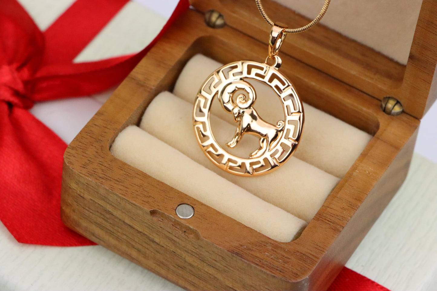 Zodiac Ram Rose Gold Round Pendant in Geometric Border Design, XPPT1328 (2132-7)