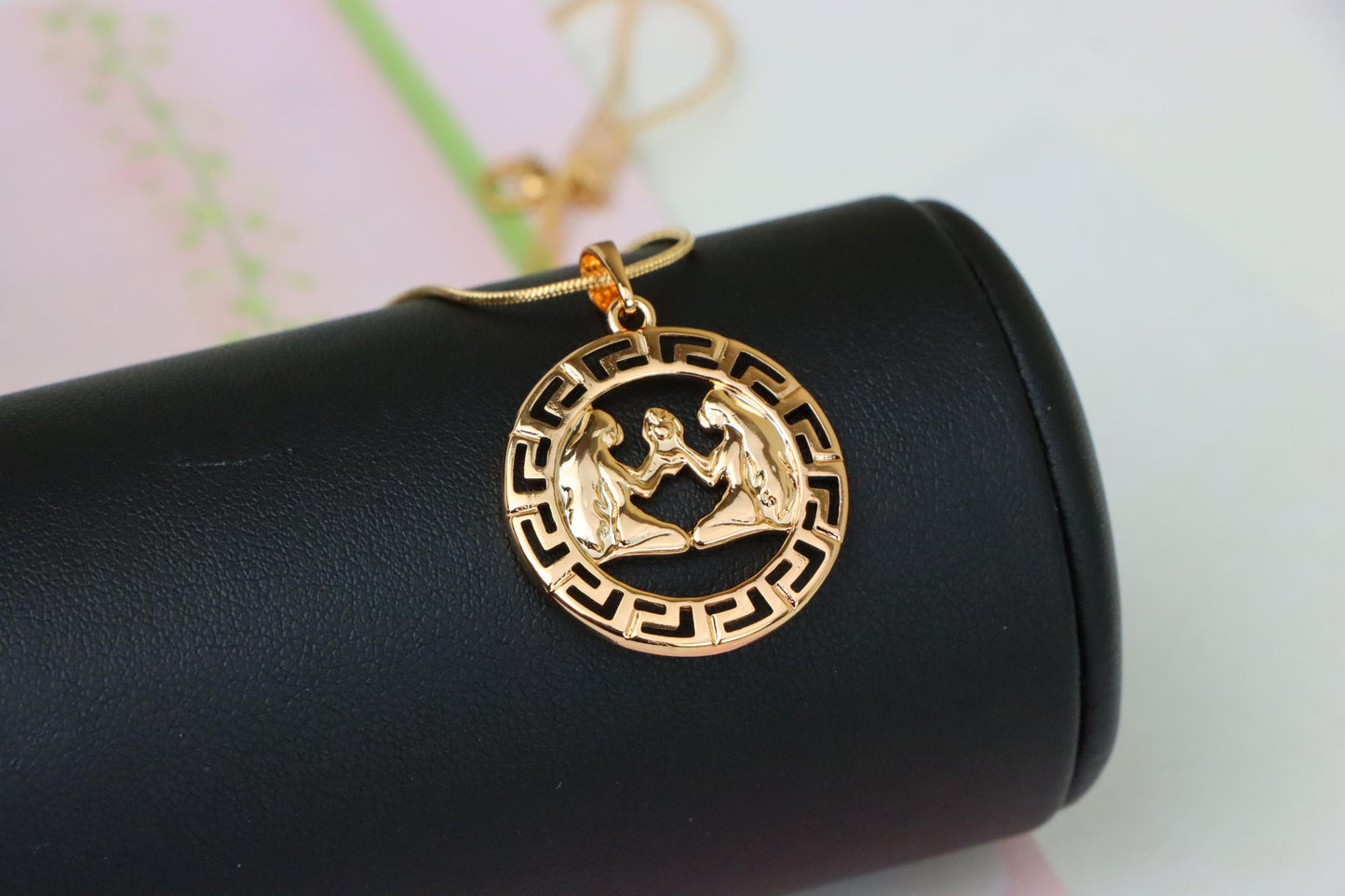 Zodiac Twins Rose Gold Pendant with Polished Circular Frame Design, XPPT1330 (2132-7)
