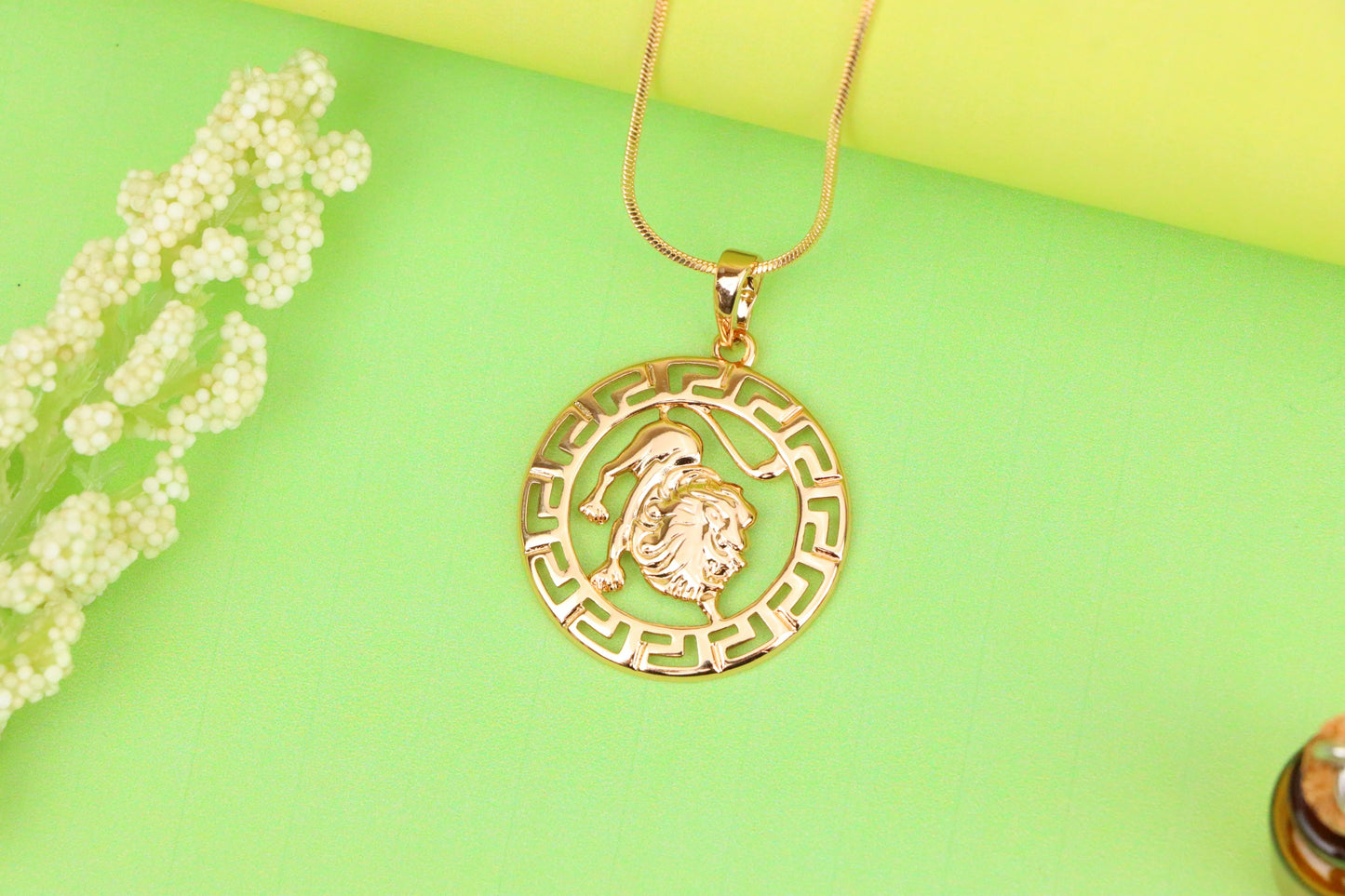 Leo Zodiac Lion Pendant in Rose Gold Finish with Intricate Detailing, XPPT1332 (2132-7)