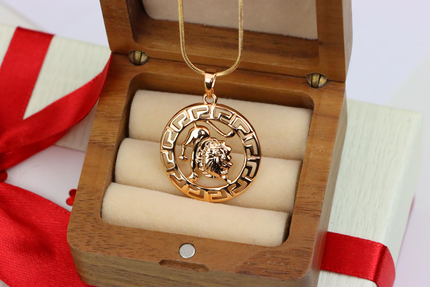 Leo Zodiac Lion Pendant in Rose Gold Finish with Intricate Detailing, XPPT1332 (2132-7)
