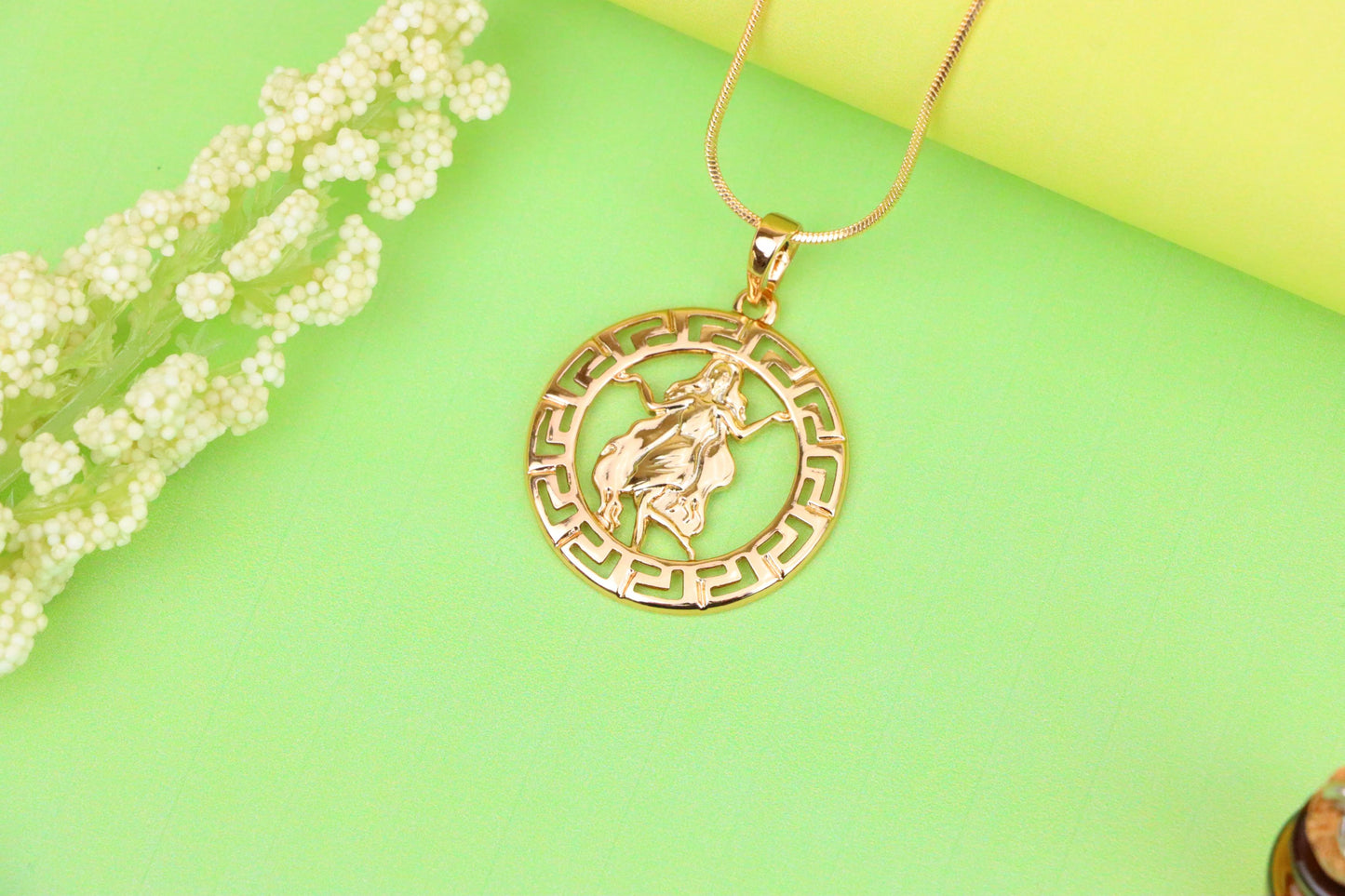Virgo Zodiac Pendant in Elegant Rose Gold with Fine Brass Craftwork, XPPT1333 (2132-7)