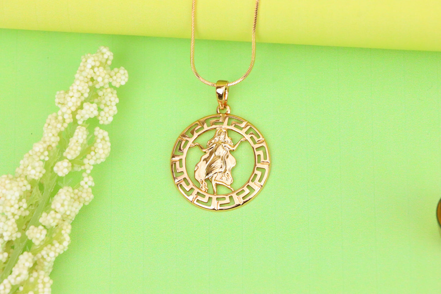 Virgo Zodiac Pendant in Elegant Rose Gold with Fine Brass Craftwork, XPPT1333 (2132-7)