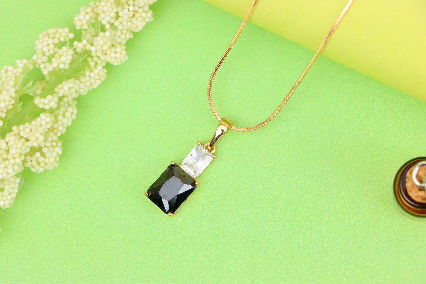 Classic Black Pendant in Gold Plated Finish – Timeless Everyday Charm, XPPT1806 (2153-3)