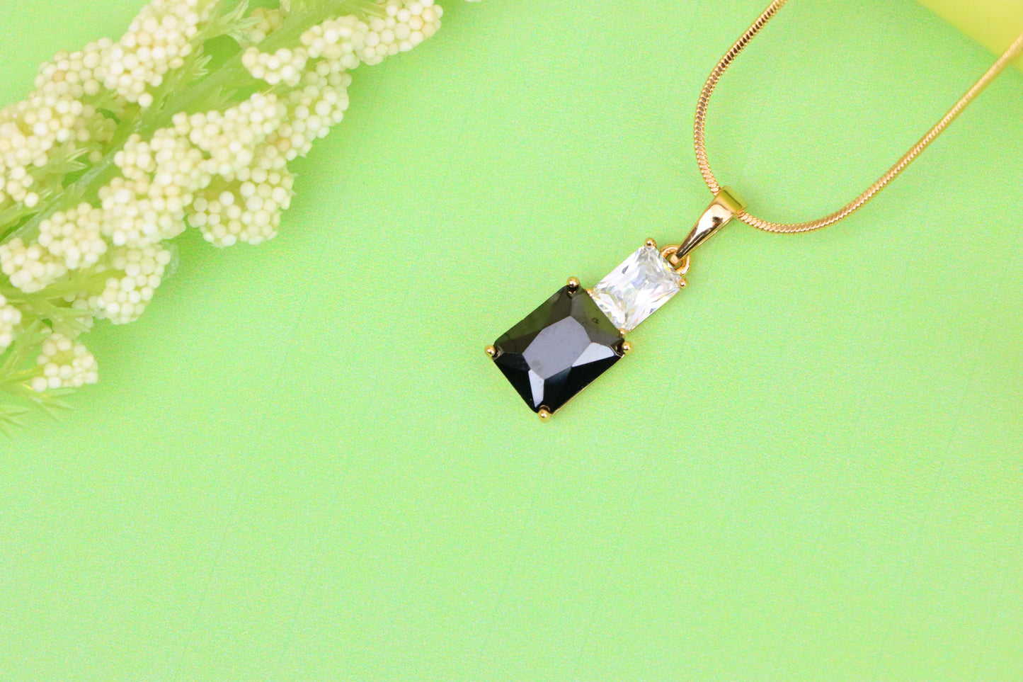 Classic Black Pendant in Gold Plated Finish – Timeless Everyday Charm, XPPT1806 (2153-3)