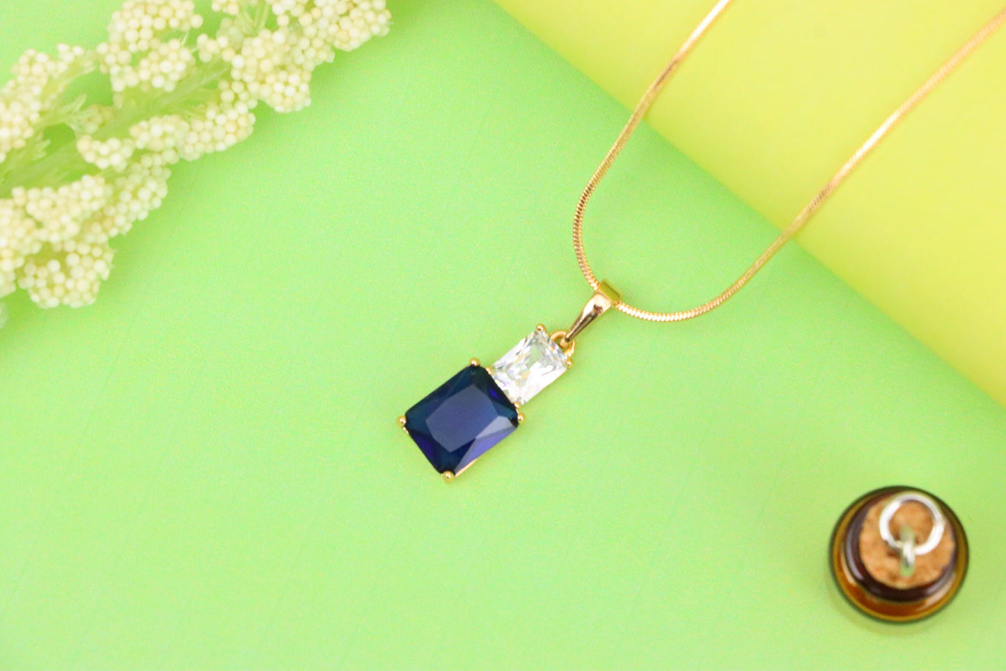 Royal Blue Pendant with Gold-Plated Finish – Elegant Sparkle Charm, XPPT1807 (2153-3)