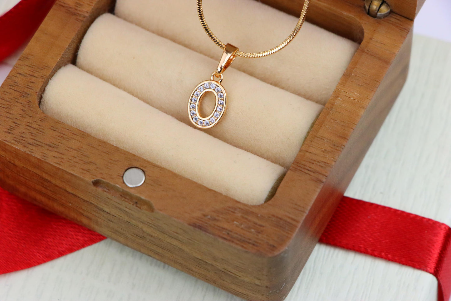 Dazzling Letter O Rose Gold Pendant with CZ Stones, XPPT1340 (2132-8)