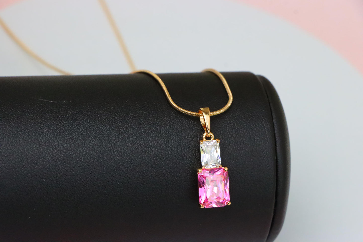 Chic Pink Pendant in Gold-Plated Brass – Feminine and Elegant Look, XPPT1808 (2153-3)