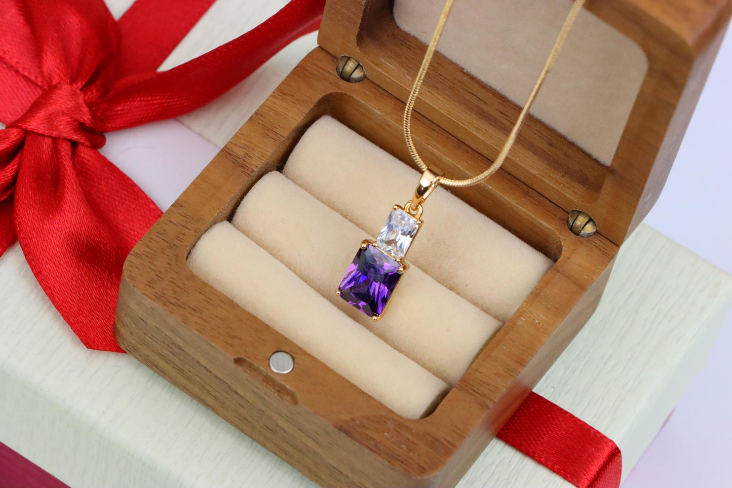 Elegant Purple Pendant with Gold-Plated Finish – Luxe & Vibrant Style, XPPT1810 (2153-3)