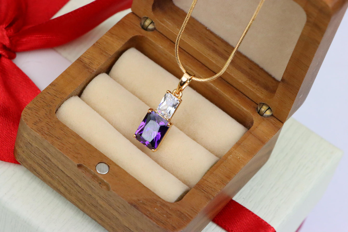 Elegant Purple Pendant with Gold-Plated Finish – Luxe & Vibrant Style, XPPT1810 (2153-3)