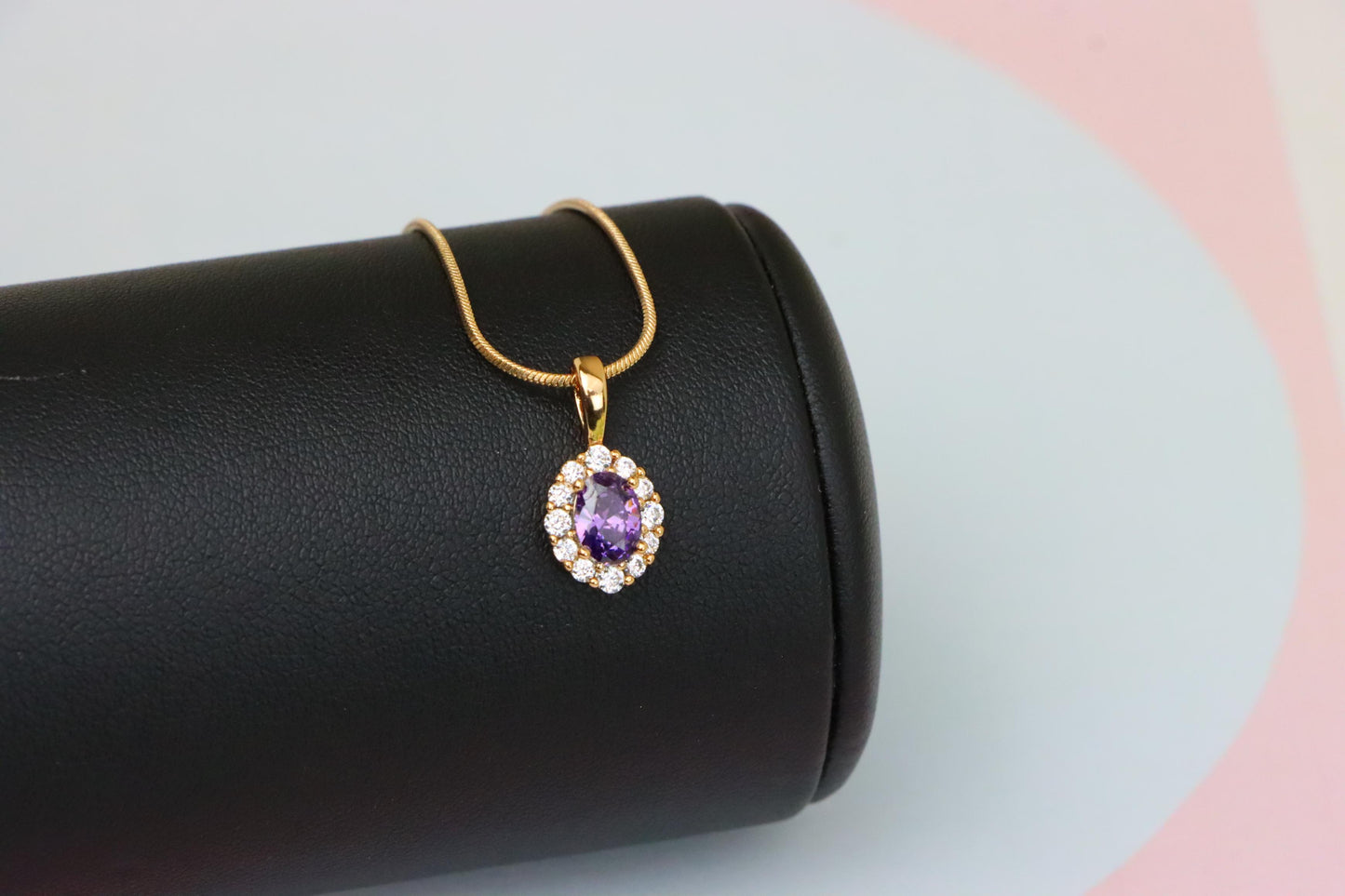 Purple Oval Pendant with Halo in Gold-Plated Brass – Delicate Glamour, XPPT1816 (2153-4)
