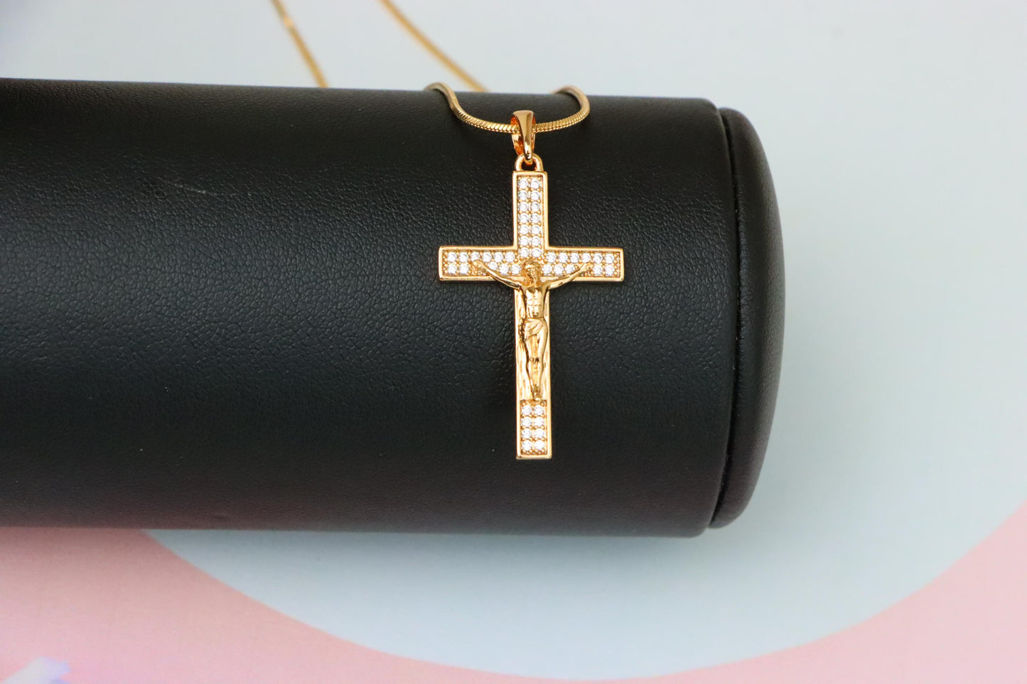 Rose Gold Crucifix Pendant with CZ Detailing – Faithful Elegant Design, XPPT1824 (2154-2)