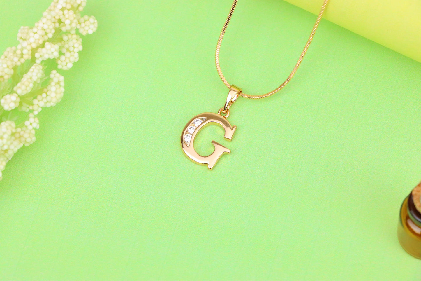 Rose Gold Letter G Pendant with Crystals – 18K Gold Plated Charm, XPPT1356 (2132-9)