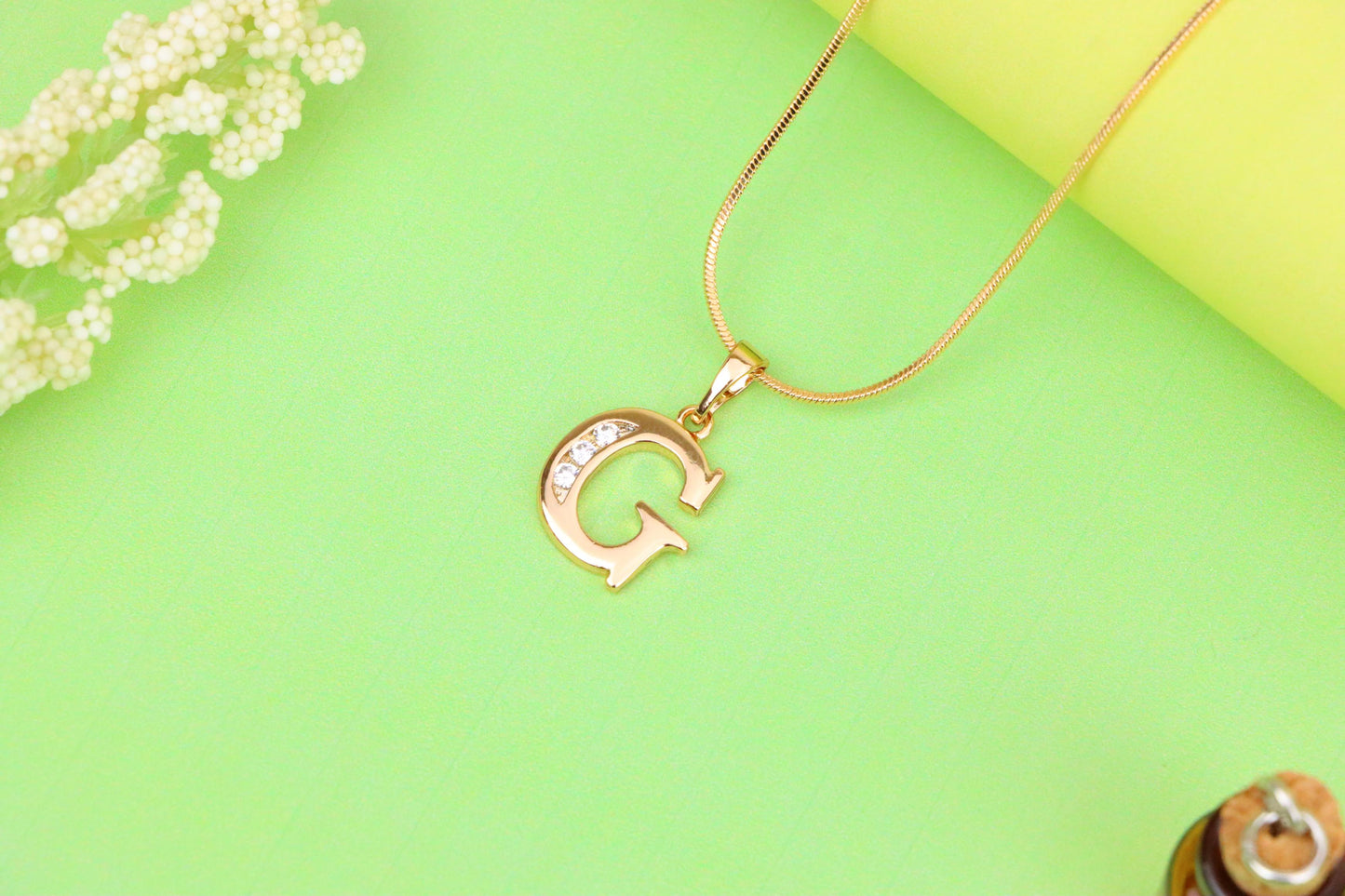 Rose Gold Letter G Pendant with Crystals – 18K Gold Plated Charm, XPPT1356 (2132-9)