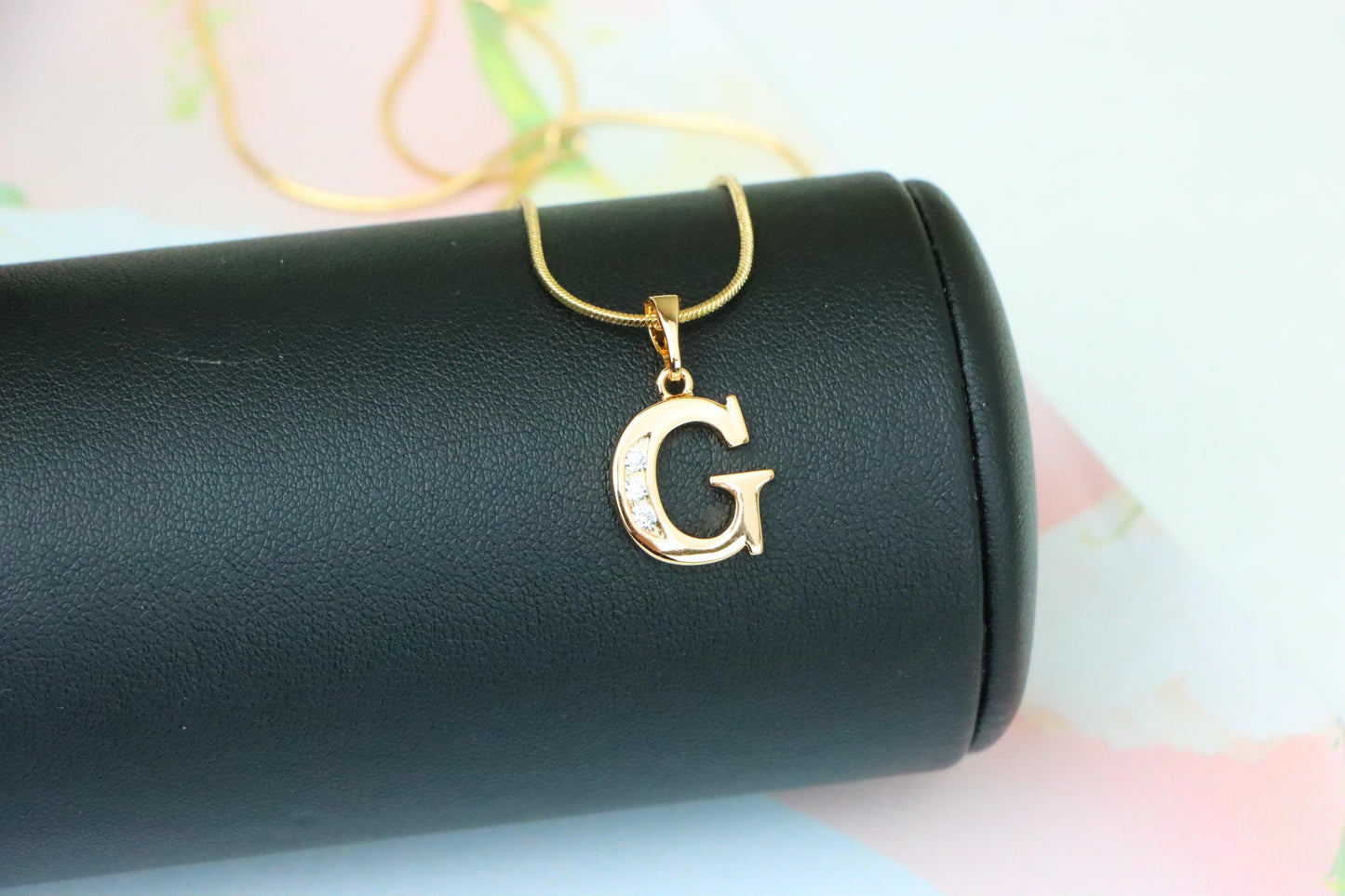 Rose Gold Letter G Pendant with Crystals – 18K Gold Plated Charm, XPPT1356 (2132-9)