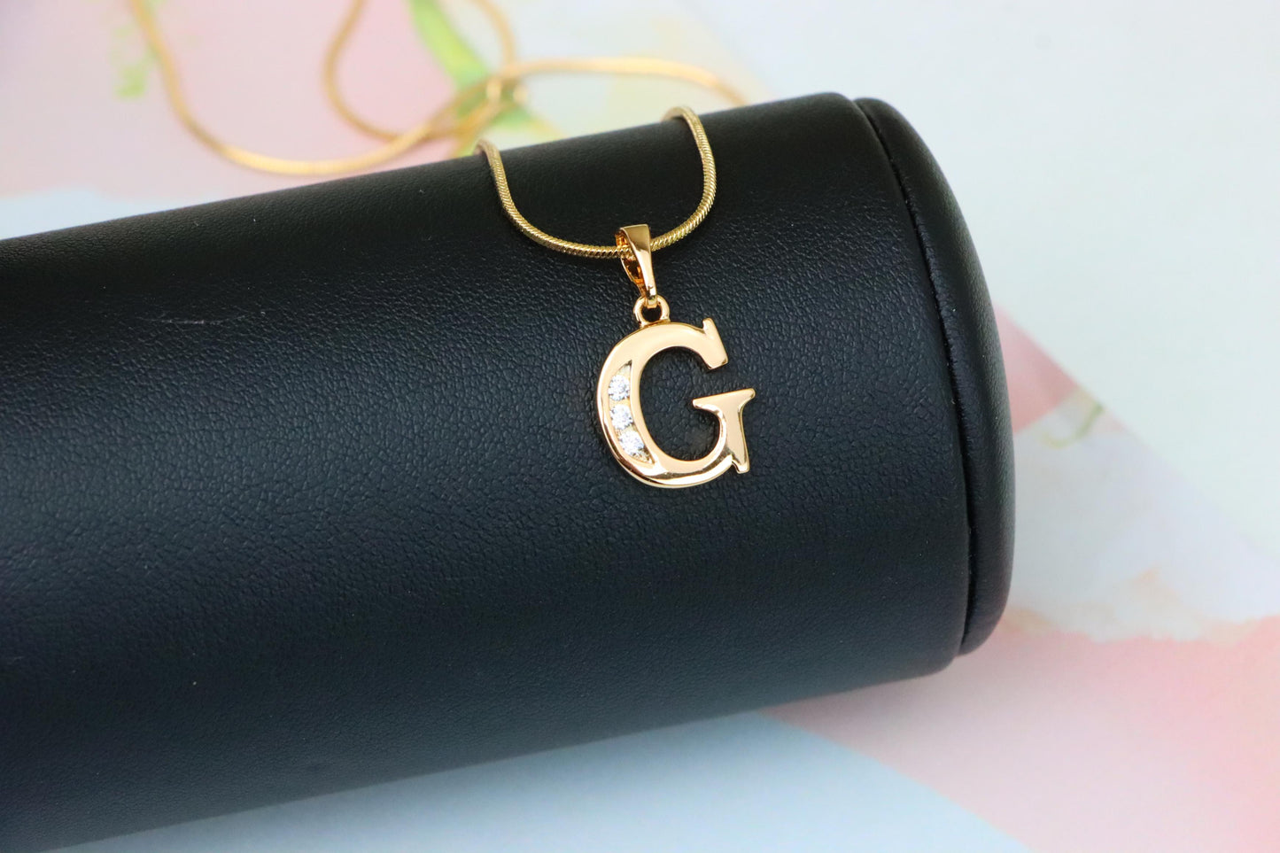 Rose Gold Letter G Pendant with Crystals – 18K Gold Plated Charm, XPPT1356 (2132-9)