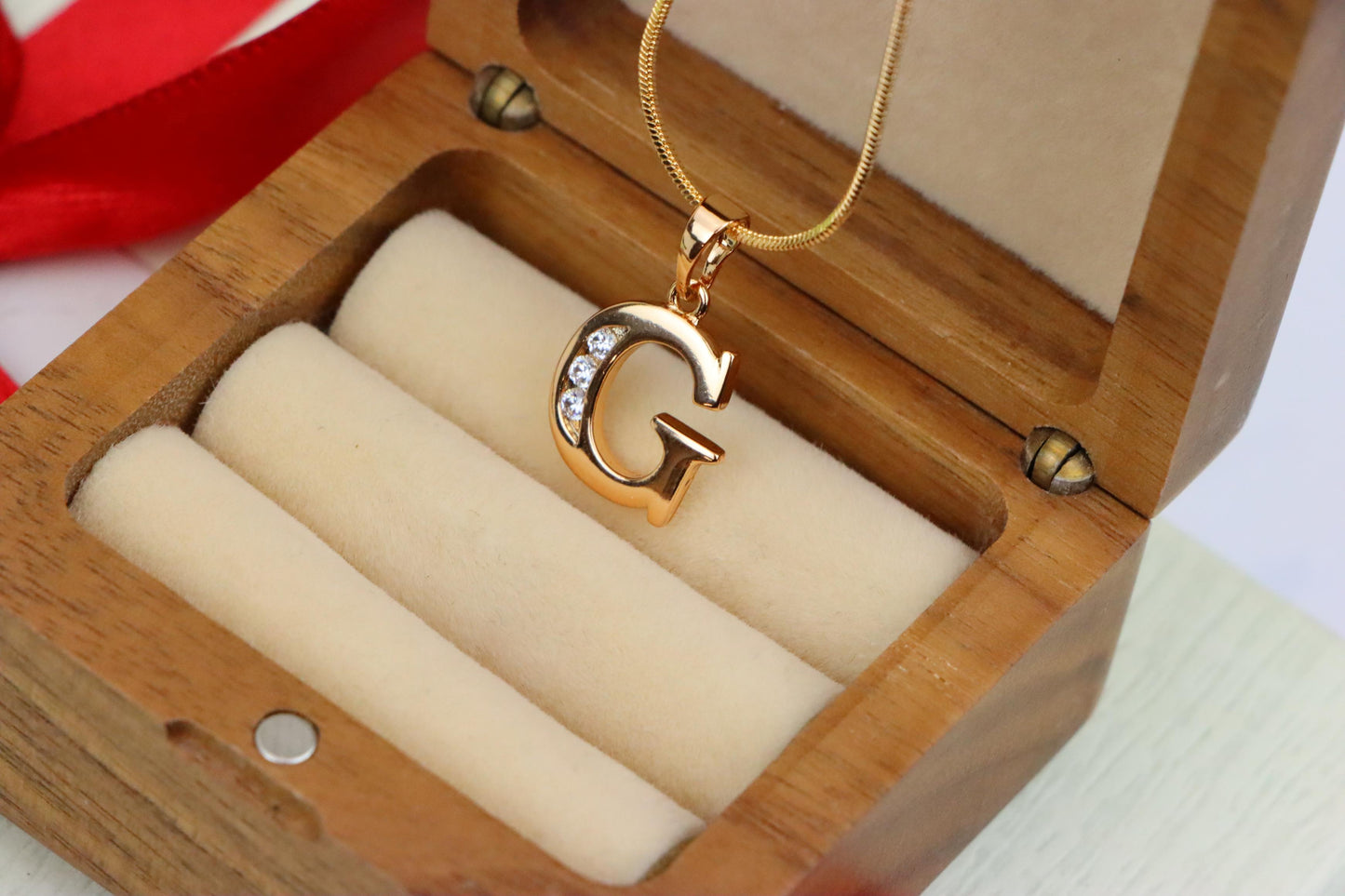 Rose Gold Letter G Pendant with Crystals – 18K Gold Plated Charm, XPPT1356 (2132-9)
