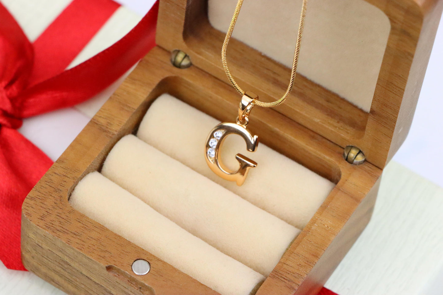 Rose Gold Letter G Pendant with Crystals – 18K Gold Plated Charm, XPPT1356 (2132-9)