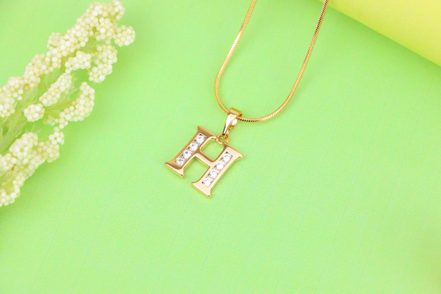 Rose Gold Letter H Pendant with Crystals – 18K Gold Plated Charm, XPPT1357 (2132-9)