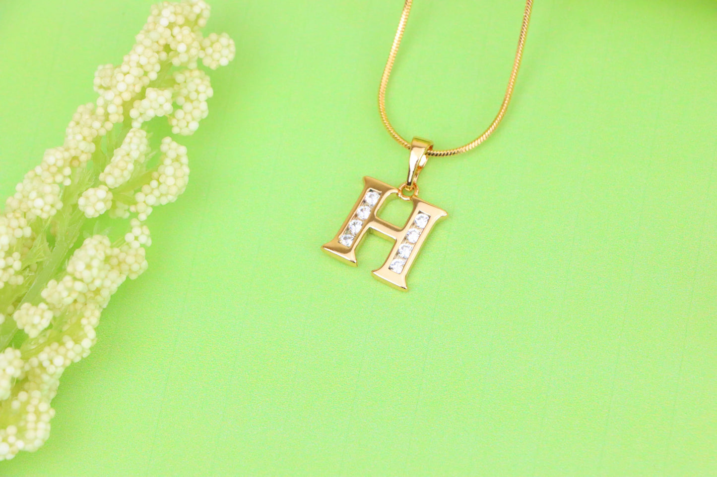 Rose Gold Letter H Pendant with Crystals – 18K Gold Plated Charm, XPPT1357 (2132-9)