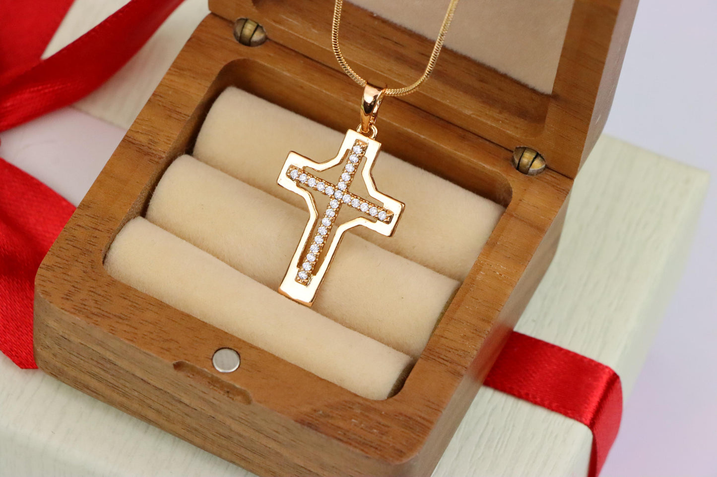 Rose Gold Cross Pendant with CZ Inlay – Classic Polished Design, XPPT1825 (2154-3)