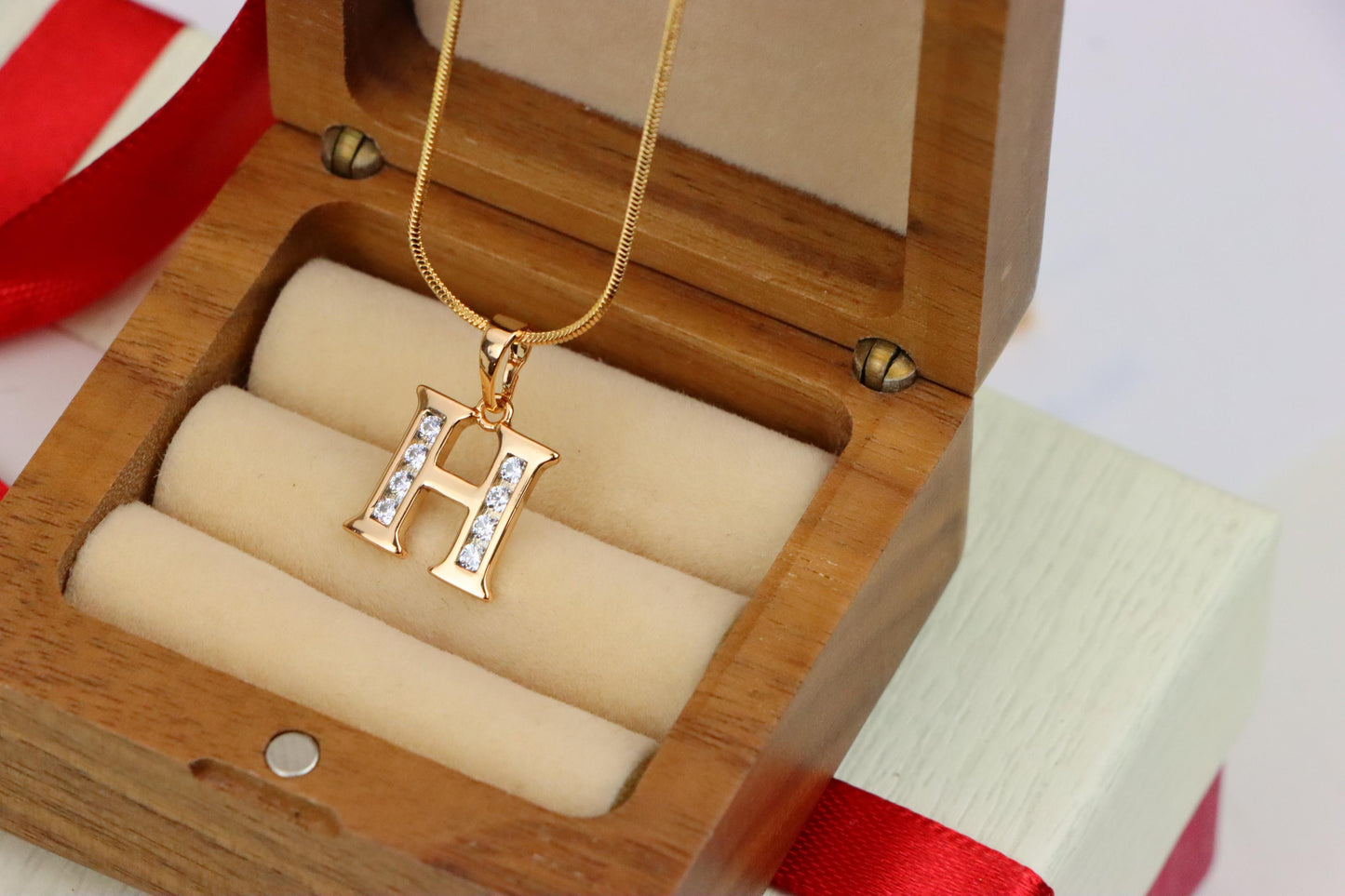 Rose Gold Letter H Pendant with Crystals – 18K Gold Plated Charm, XPPT1357 (2132-9)