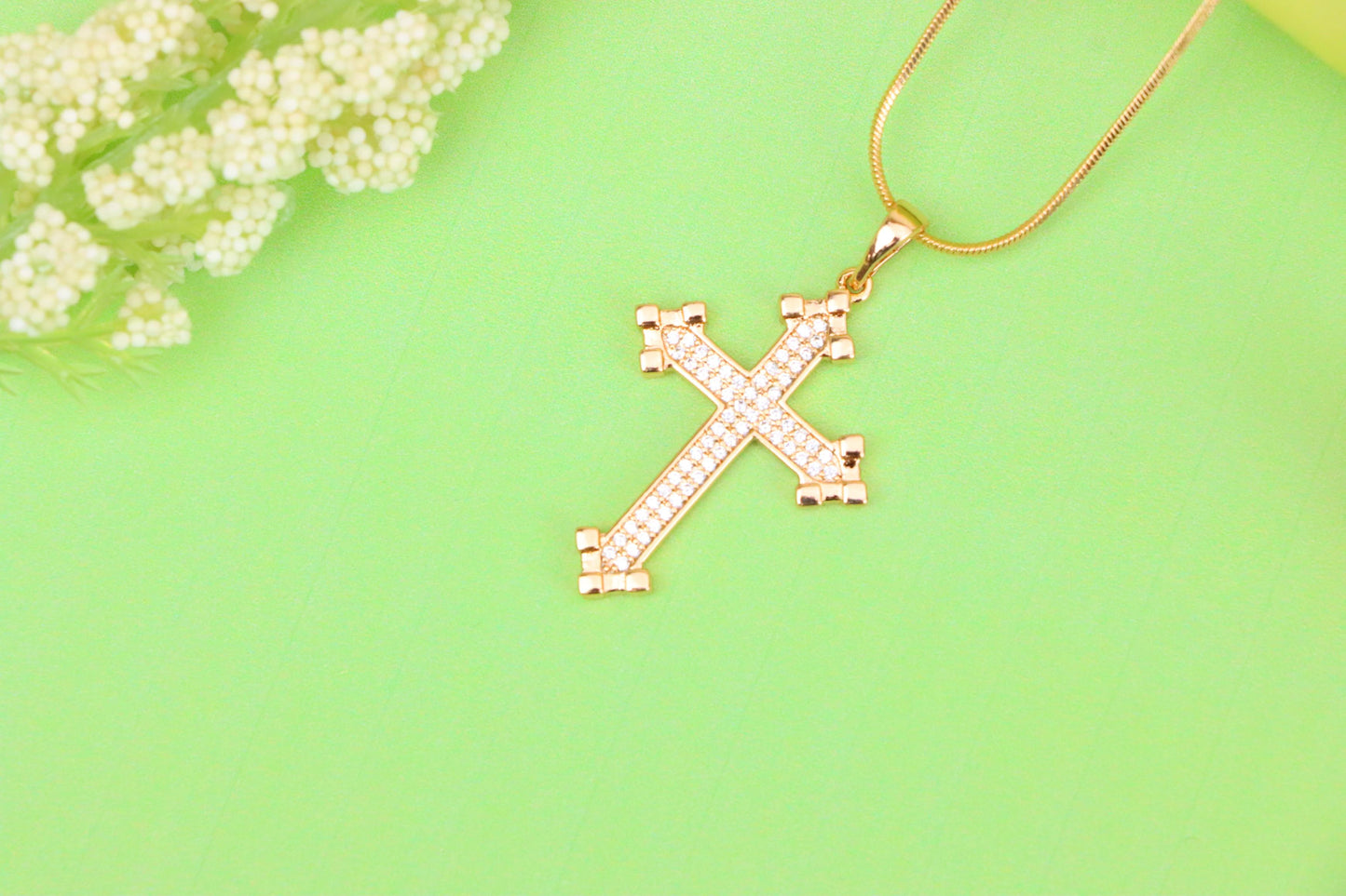 Ornate Rose Gold Cross Pendant with CZ – Regal Textured Detailing, XPPT1826 (2154-4)