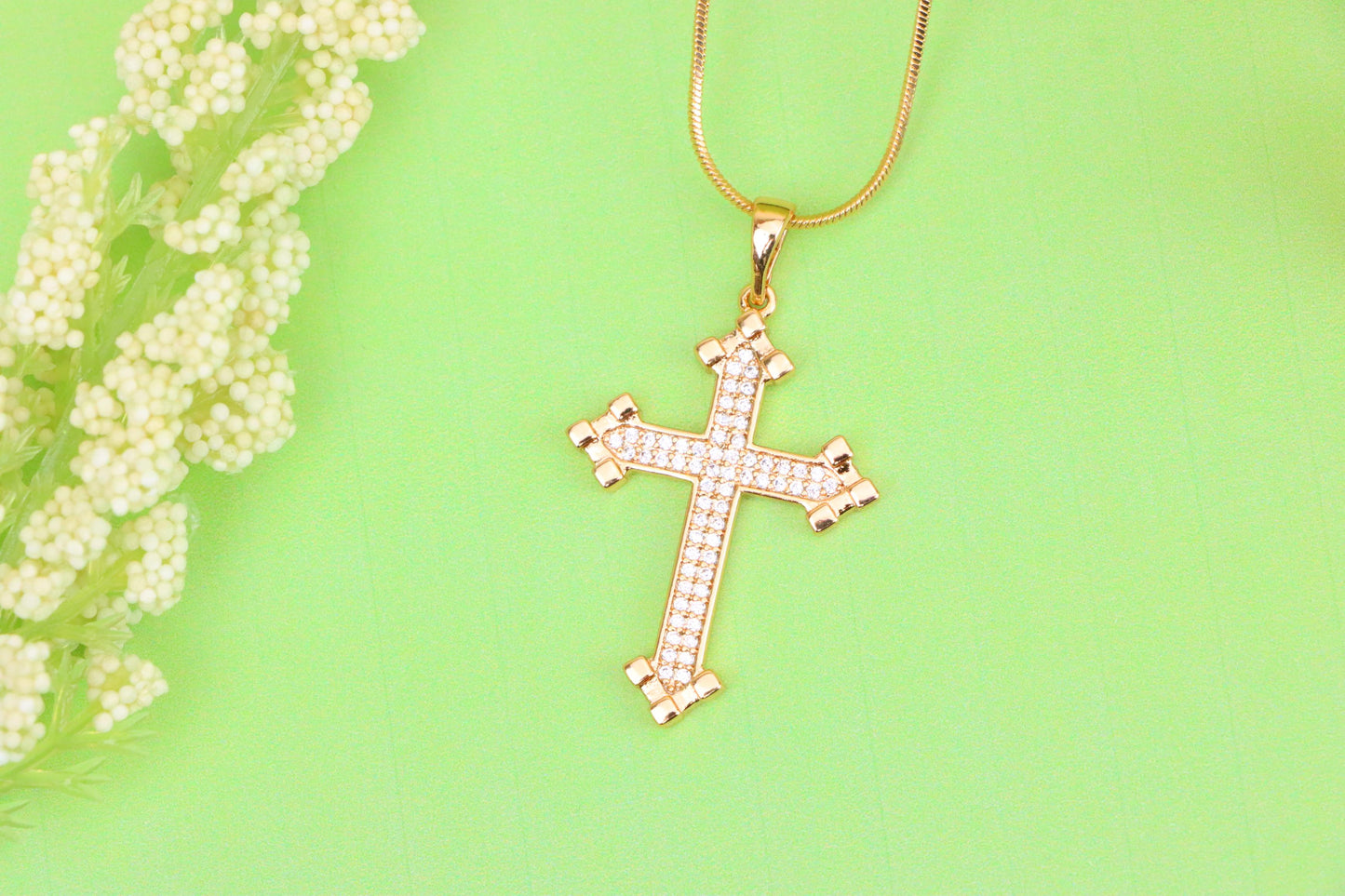 Ornate Rose Gold Cross Pendant with CZ – Regal Textured Detailing, XPPT1826 (2154-4)