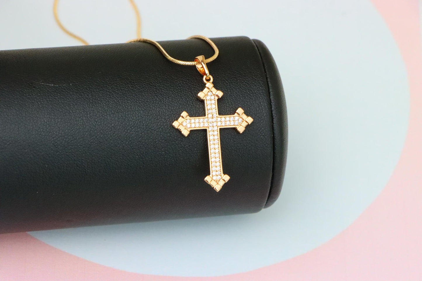 Ornate Rose Gold Cross Pendant with CZ – Regal Textured Detailing, XPPT1826 (2154-4)