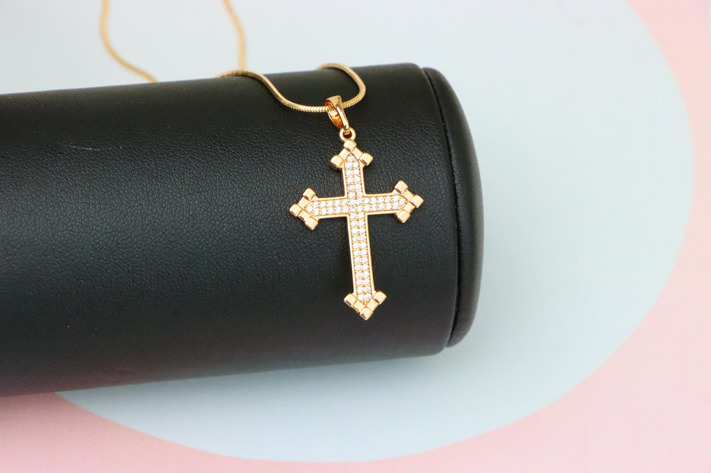 Ornate Rose Gold Cross Pendant with CZ – Regal Textured Detailing, XPPT1826 (2154-4)